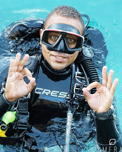 professional scuba schools Dive Instructor