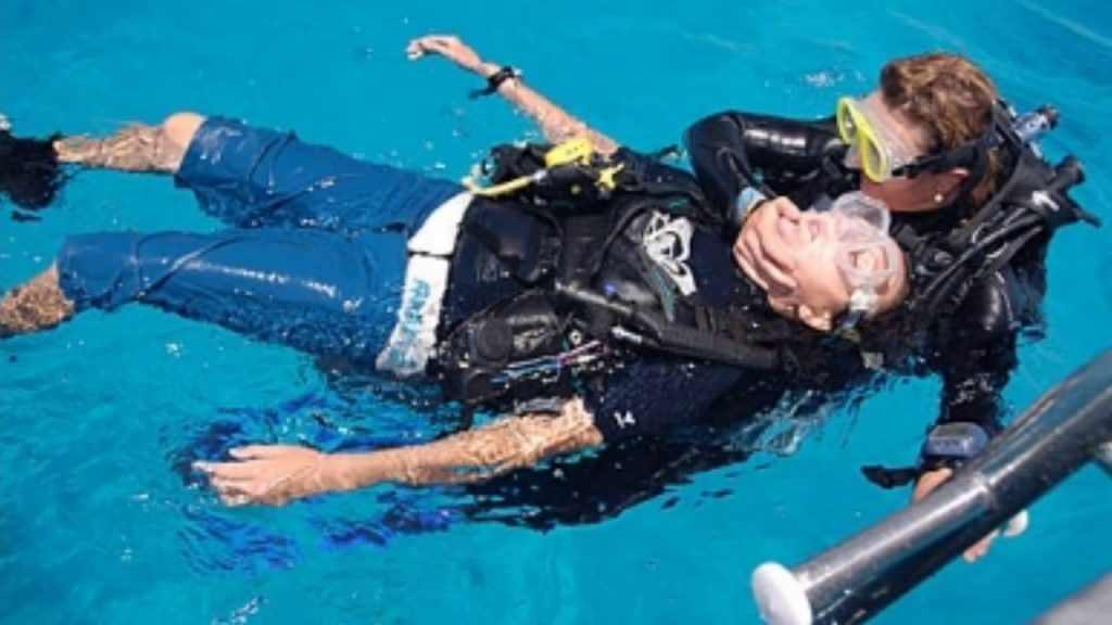 Rescue Diver course Diving in Hurghada