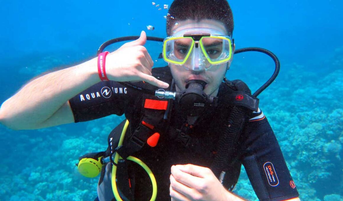 CMAS Dive Courses in Hurghada
