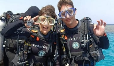 Certified Divers enjoying all inclusive diving packages in Hurghada