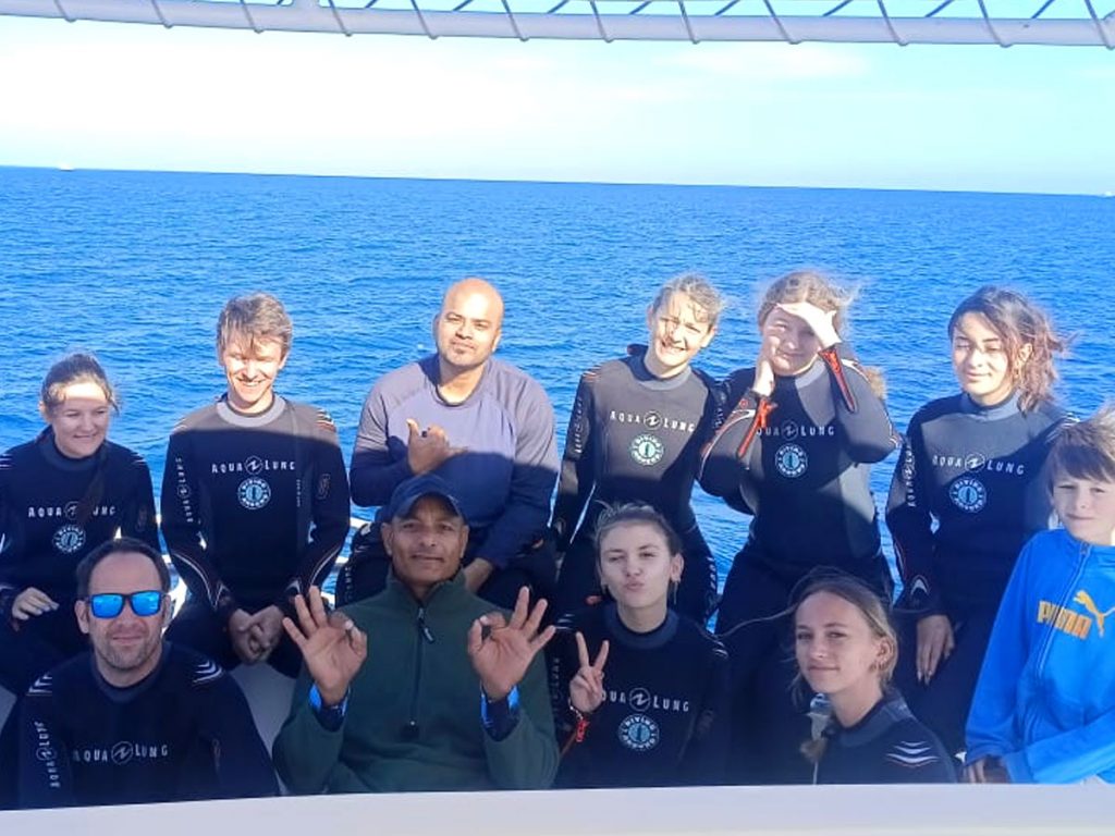 Multi-Day Diving Packages for Certified Divers Dive boat in Hurghada with divers