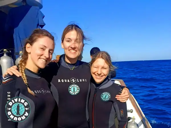 Introductory Diving Courses Dive boat in the Red Sea diving trips
